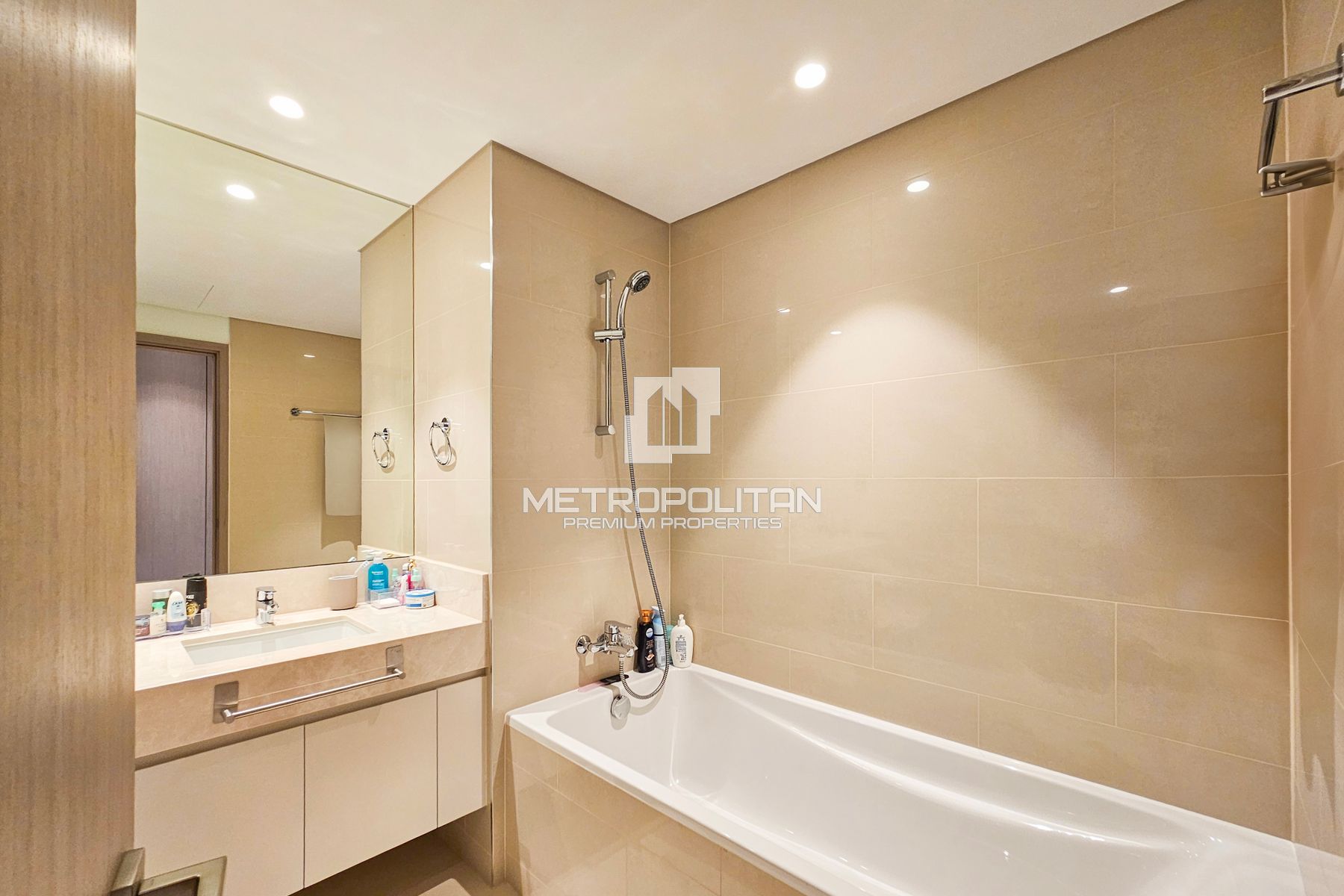 2-комнатная квартира на продажу в Downtown Dubai – MS-22214 photo-15