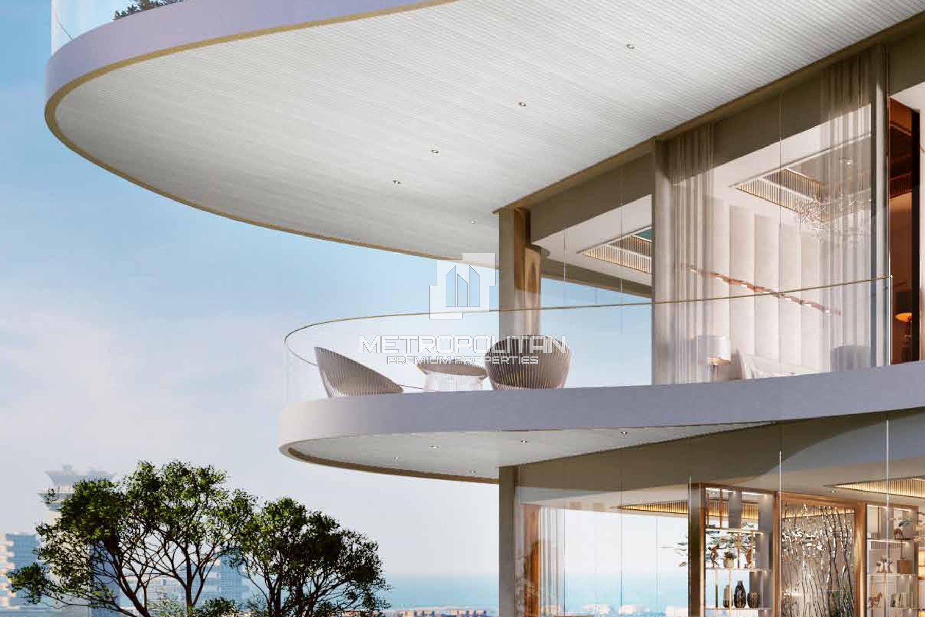 Luxury Seafront Cavalli Apartment on the Beach