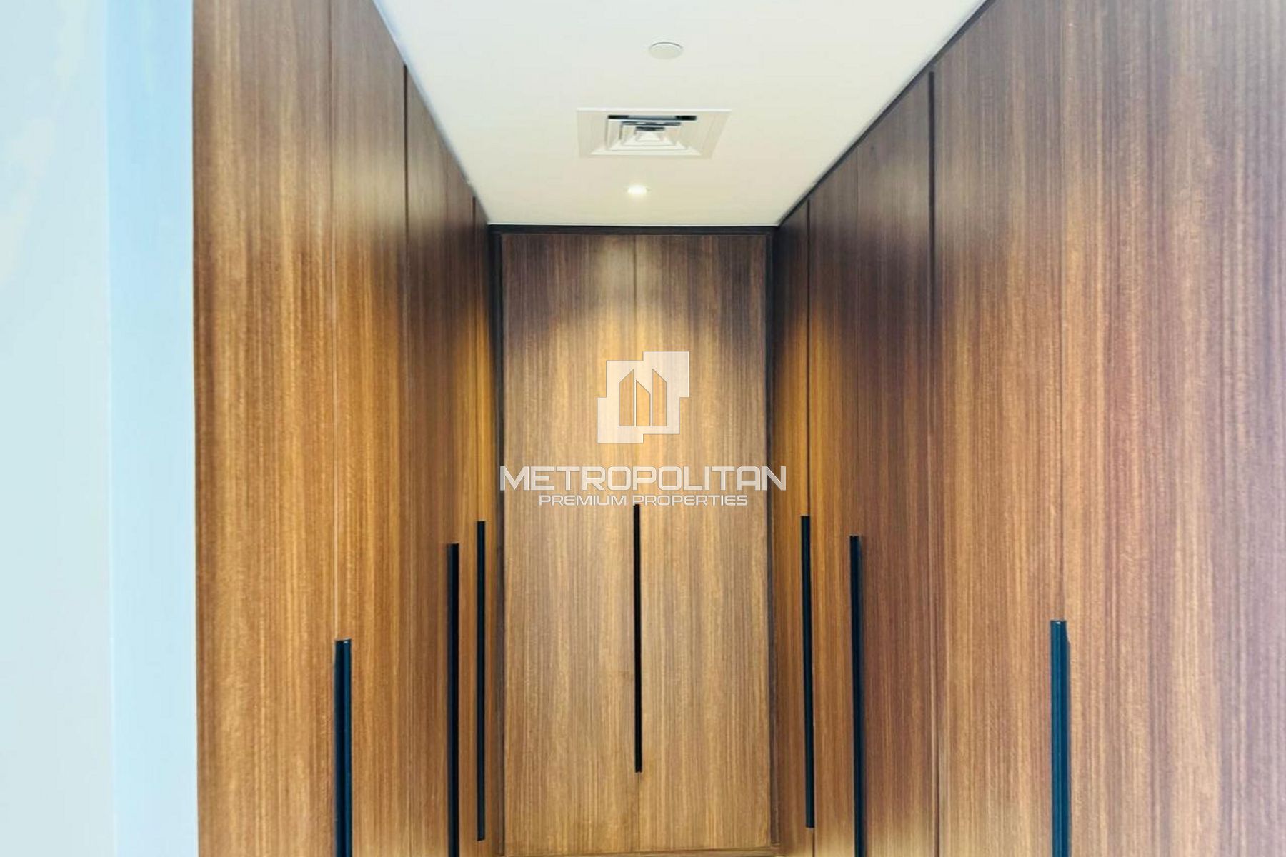 4-комнатная квартира на продажу в Umm Suqeim – MS-23382 photo-2