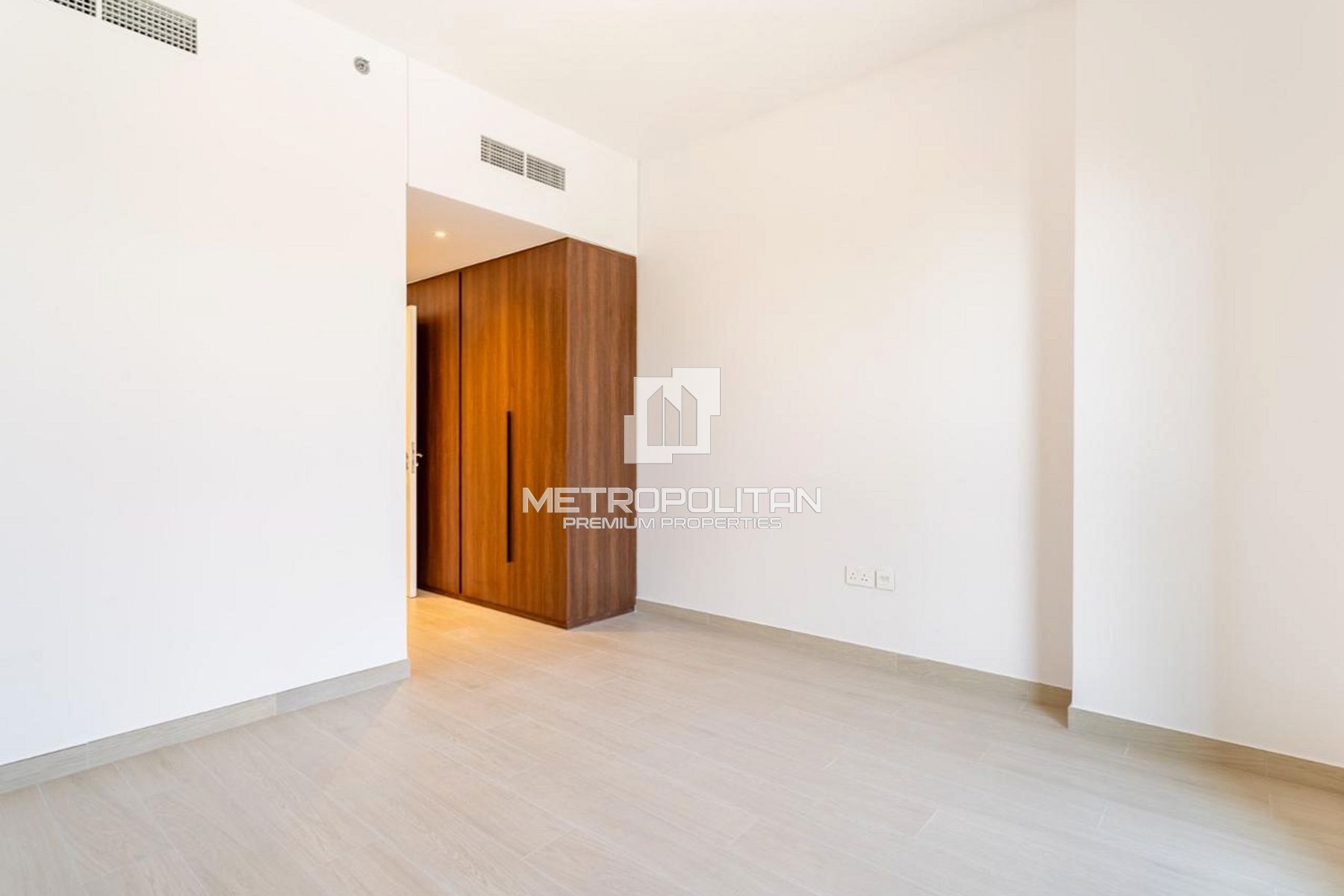 4-комнатная квартира на продажу в Umm Suqeim – MS-23382 photo-3