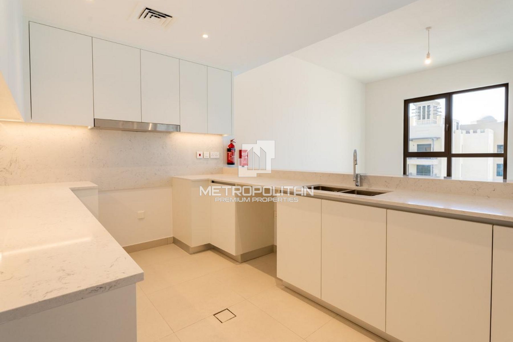 4-комнатная квартира на продажу в Umm Suqeim – MS-23382 photo-27