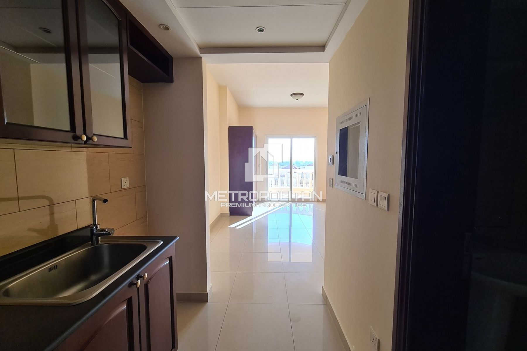 Студия на продажу в Al Hamra Village — MS-23732 photo-2