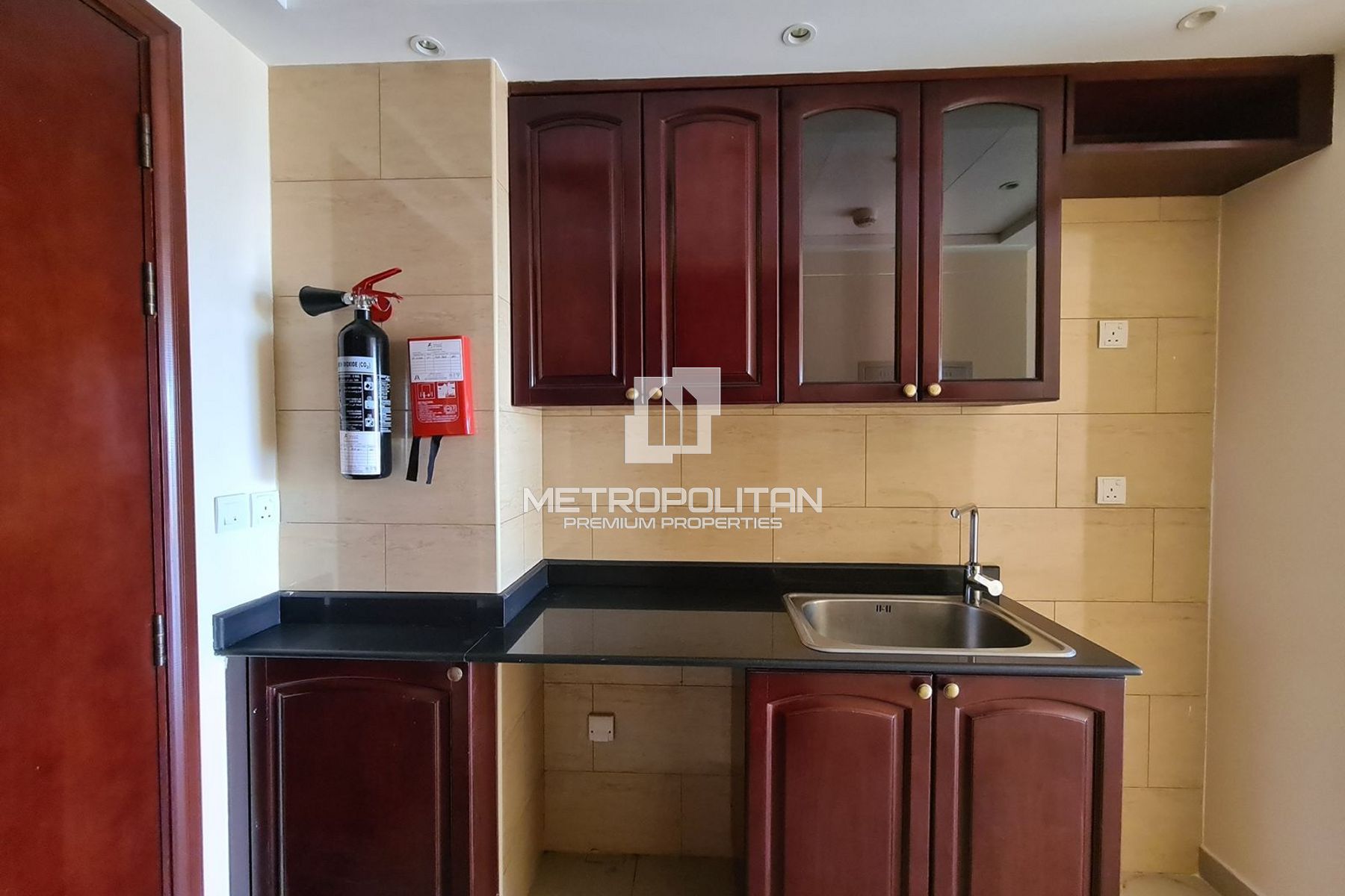 Студия на продажу в Al Hamra Village — MS-23732 photo-3