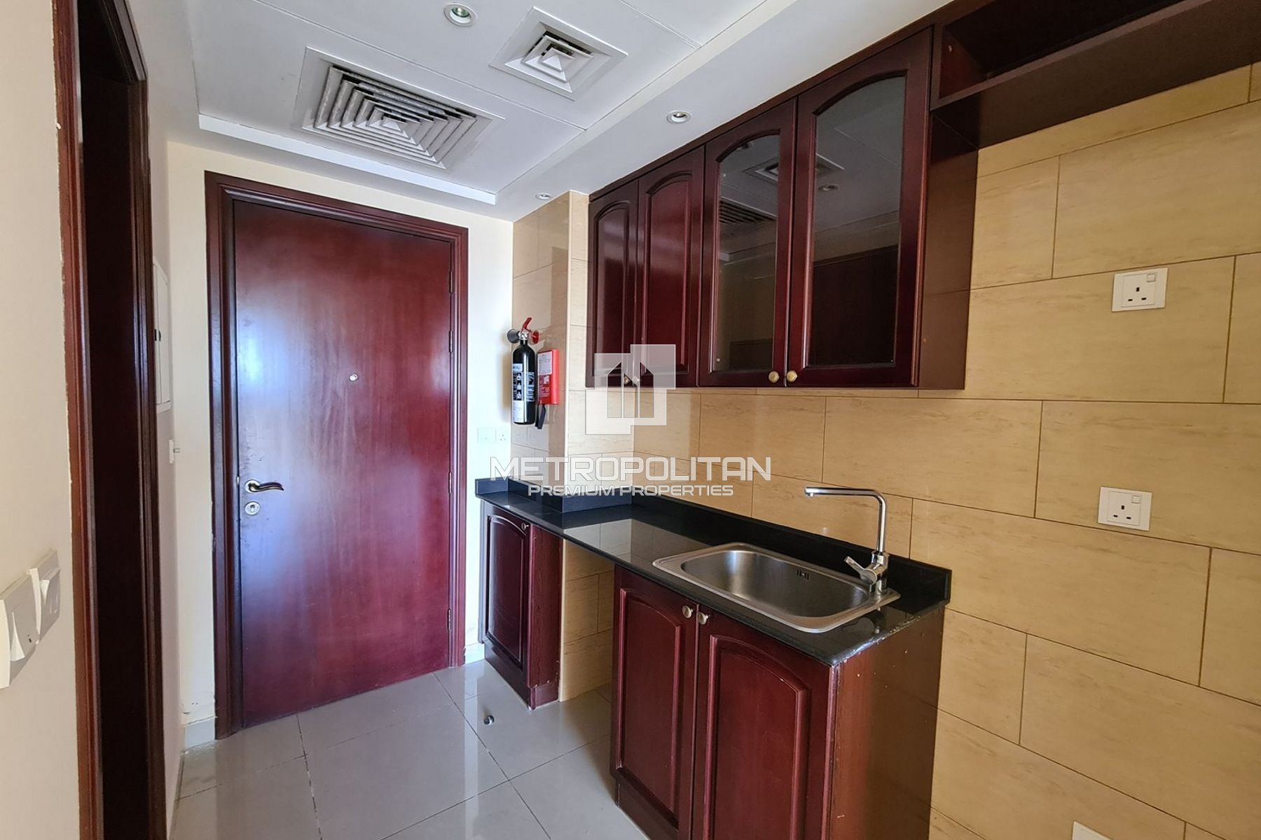 Студия на продажу в Al Hamra Village — MS-23732 photo-4