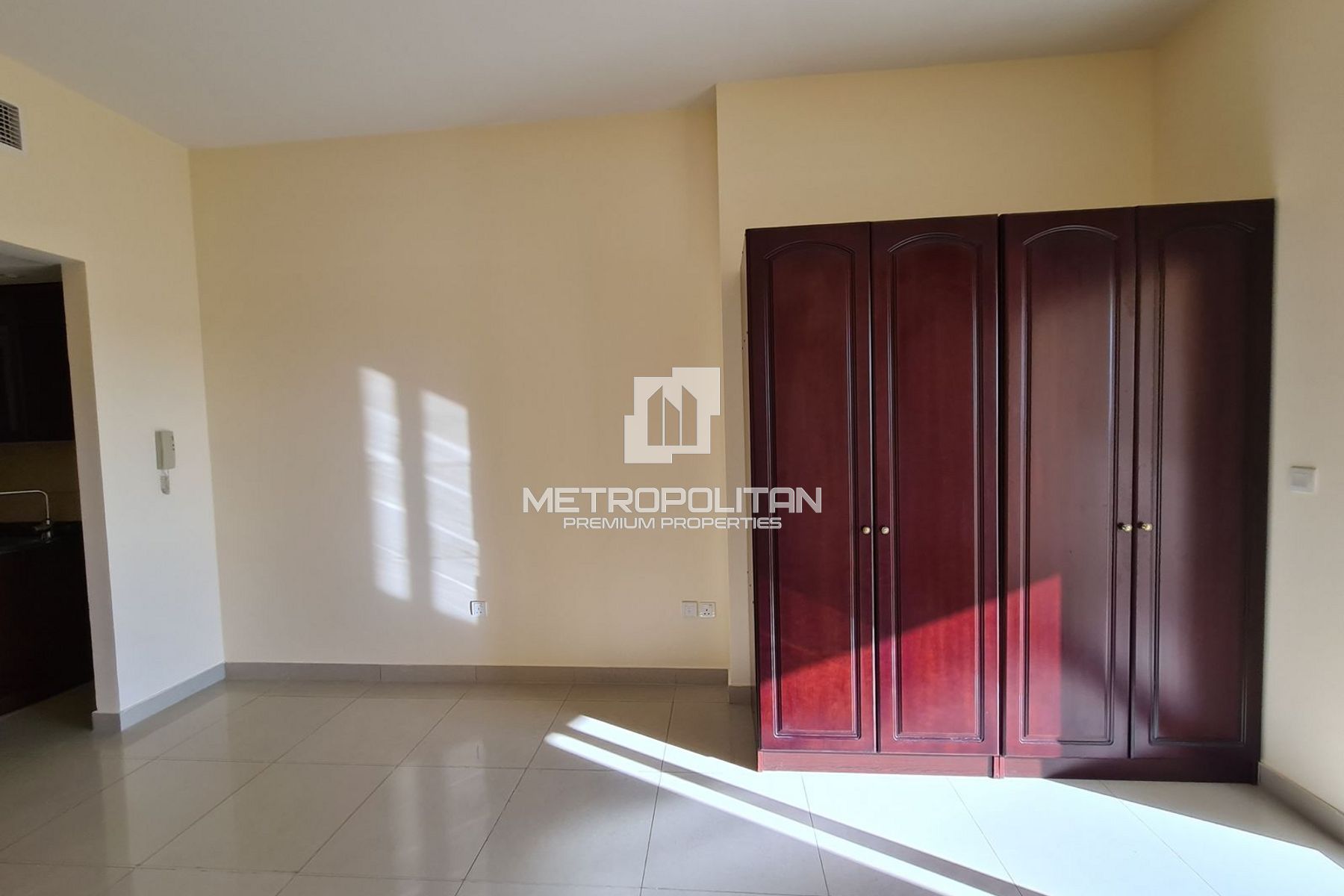 Студия на продажу в Al Hamra Village — MS-23732 photo-5