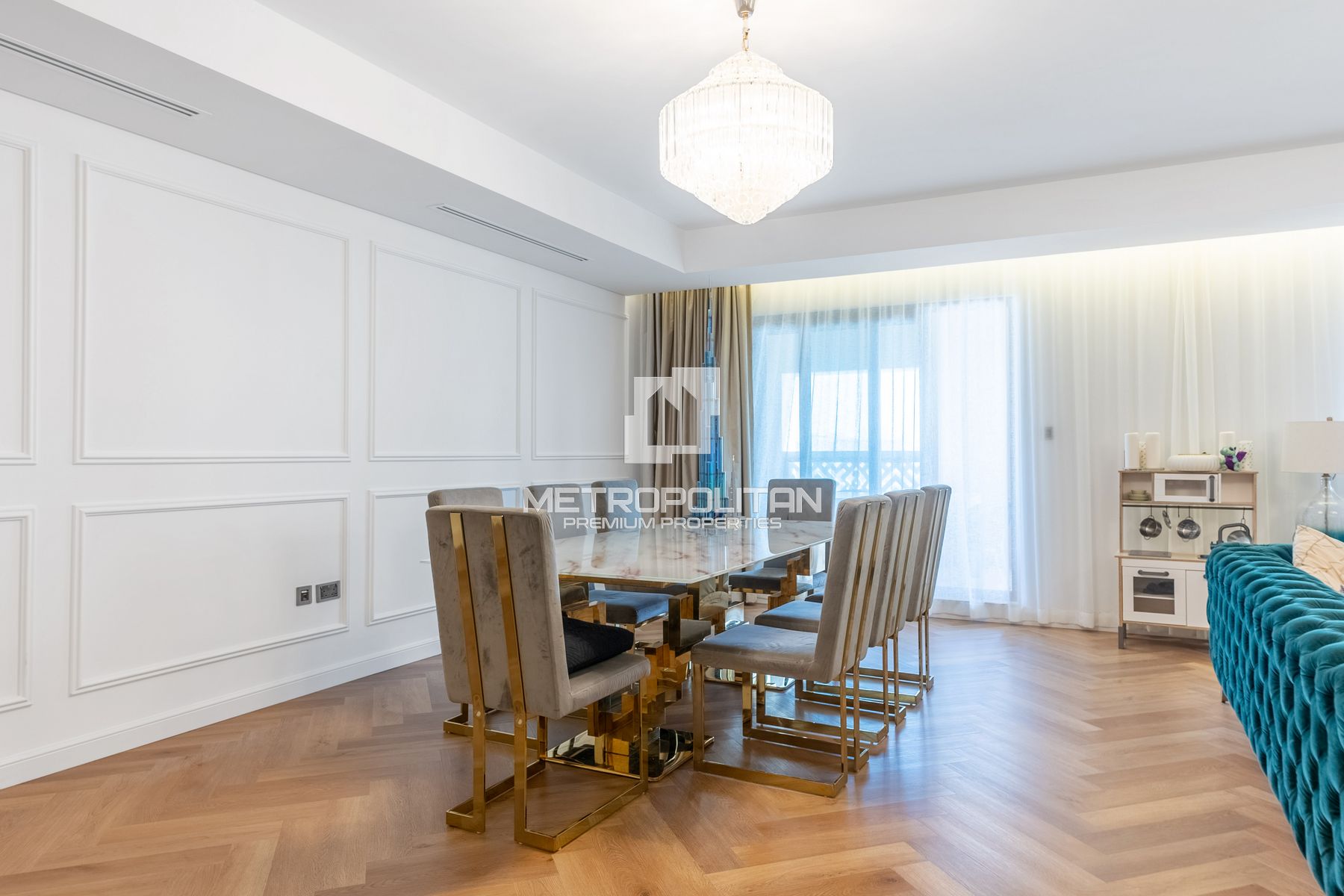 Spacious 4 Beds | Upgraded | Vacant | Palm View photo-26