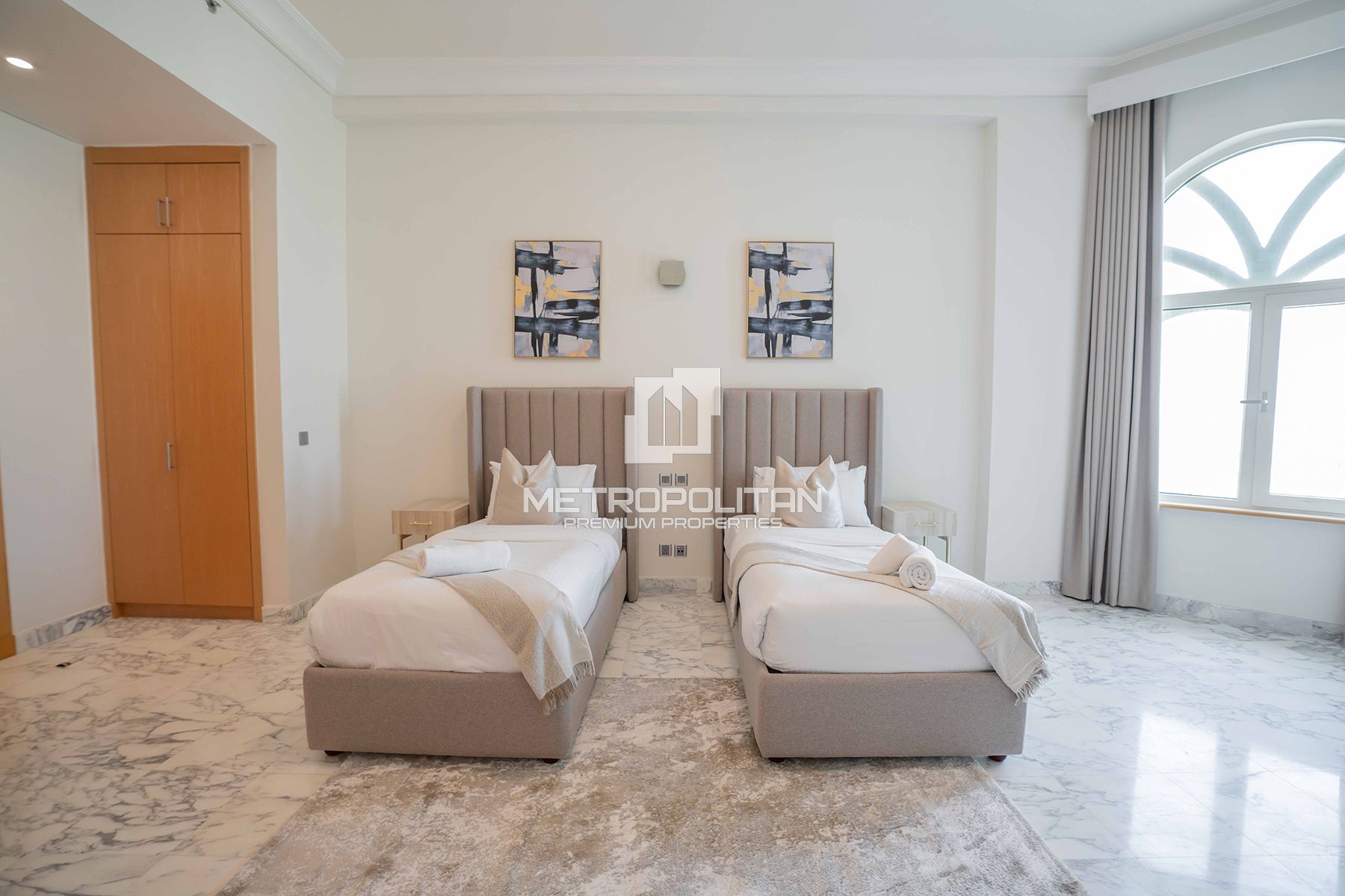 Vacant | Spacious Layout | Prime Investment