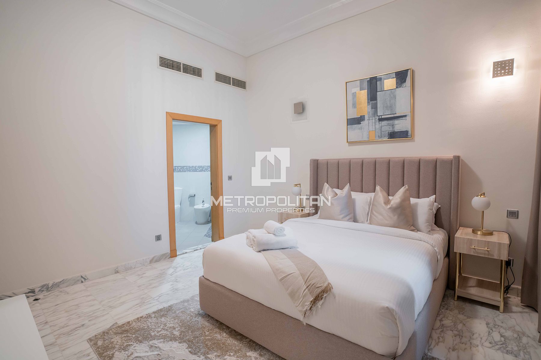 Vacant | Spacious Layout | Prime Investment