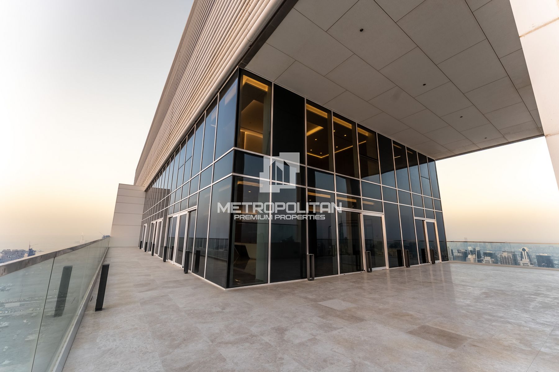 5-комнатная квартира на продажу в Jumeirah Beach Residence — MS-24635 photo-1