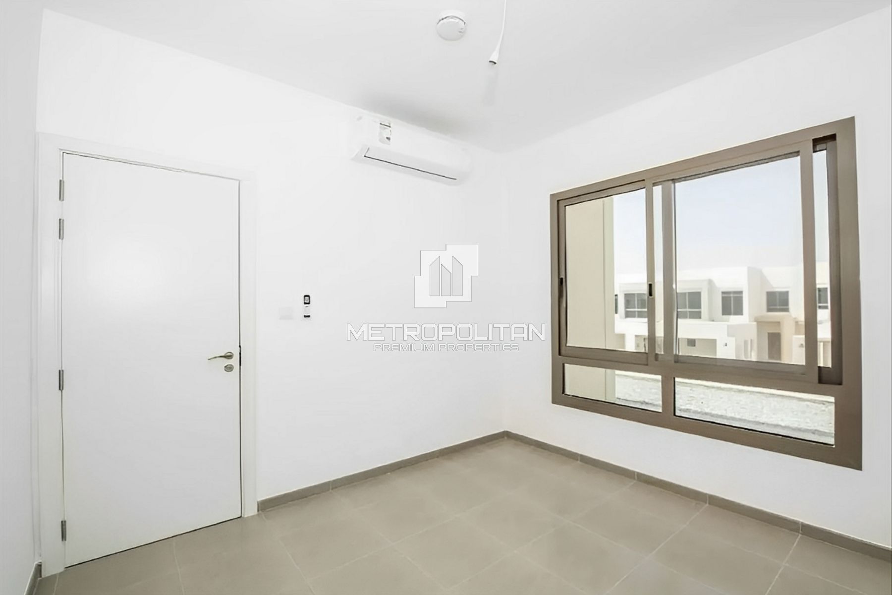 3-комнатный таунхаус на продажу в Town Square – MS-25029 photo-12