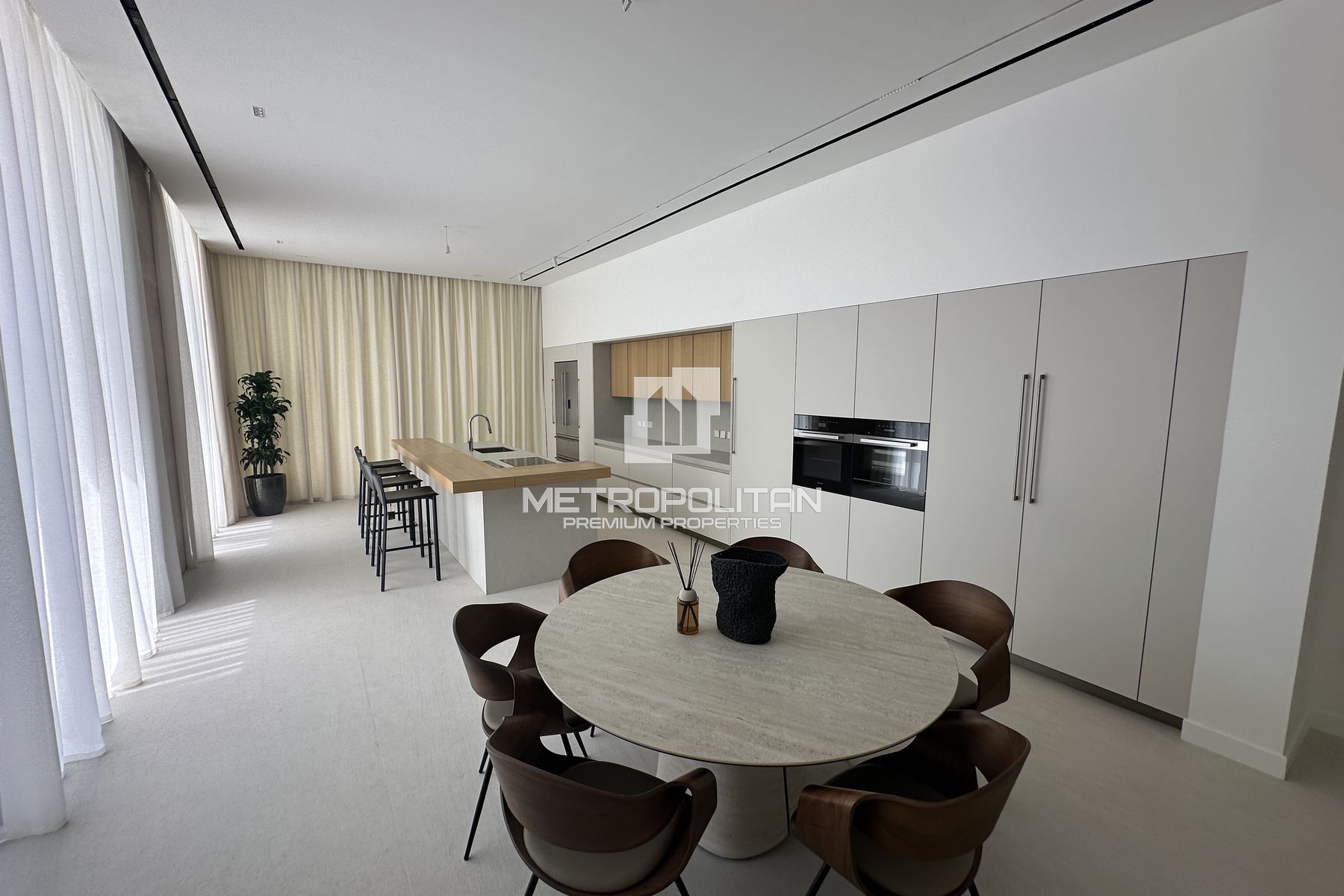 7BR Modern Mansion | Furnished | Luxury Living