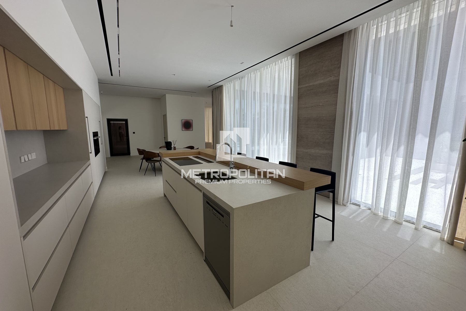 7BR Modern Mansion | Furnished | Luxury Living