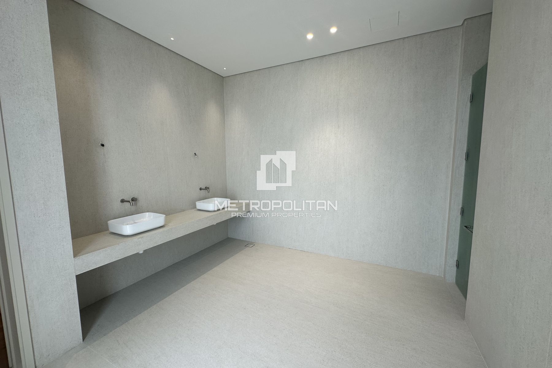 7BR Modern Mansion | Furnished | Luxury Living