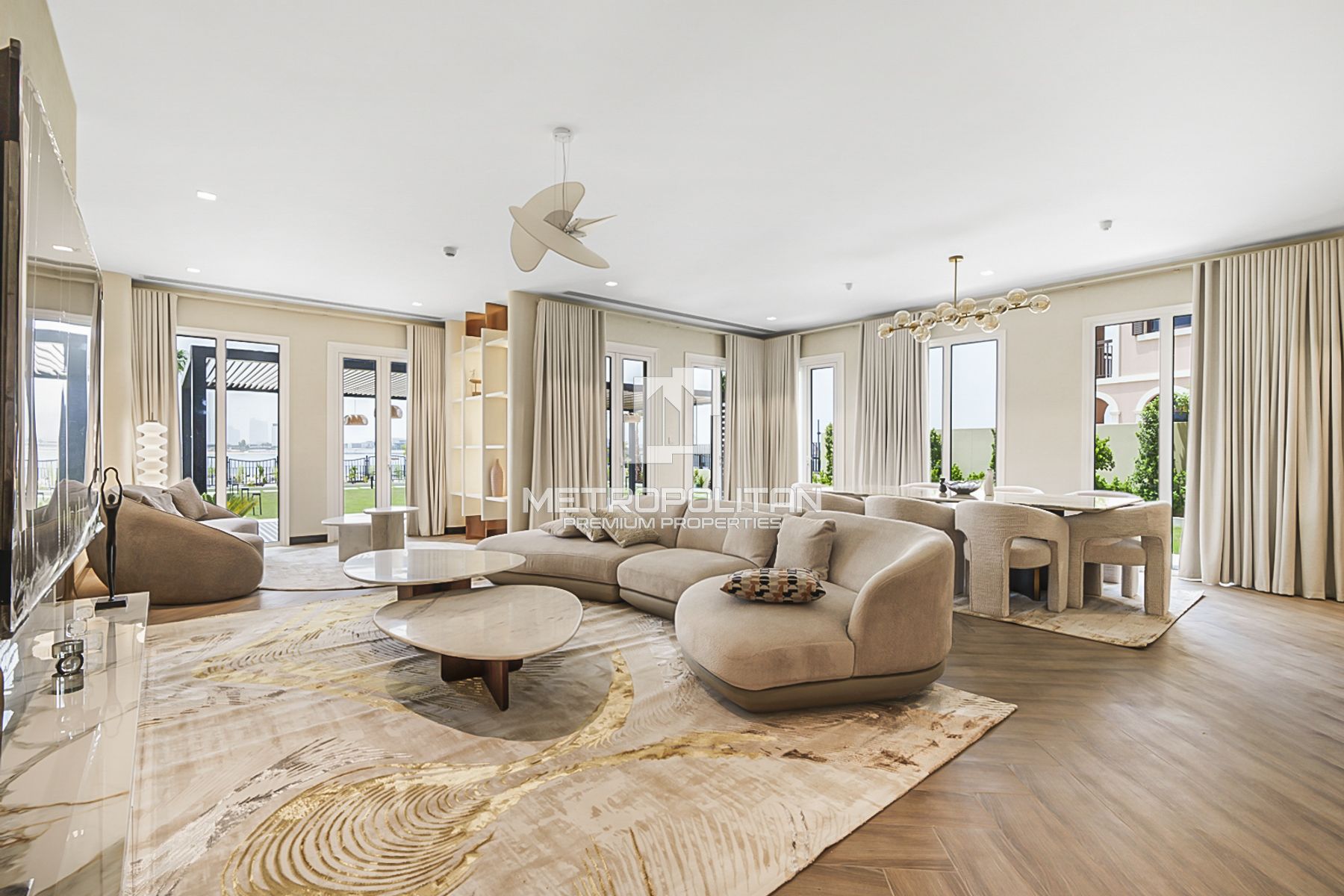 5BR Villa for Sale in Sur La Mer, Jumeirah - MS-25157