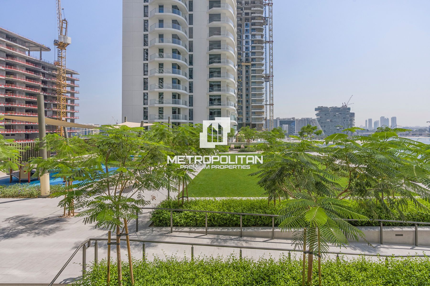 Corner | Dubai Harbour and Marina Skyline Views