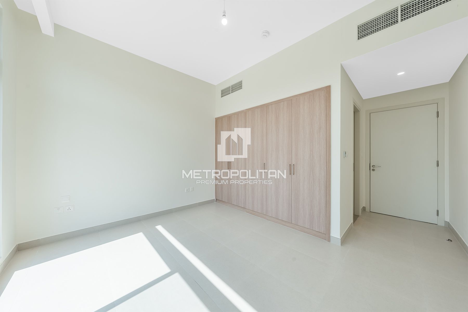 4BR Townhouse for Sale in Dubai South (Dubai World Central) – MS-25756 photo-8