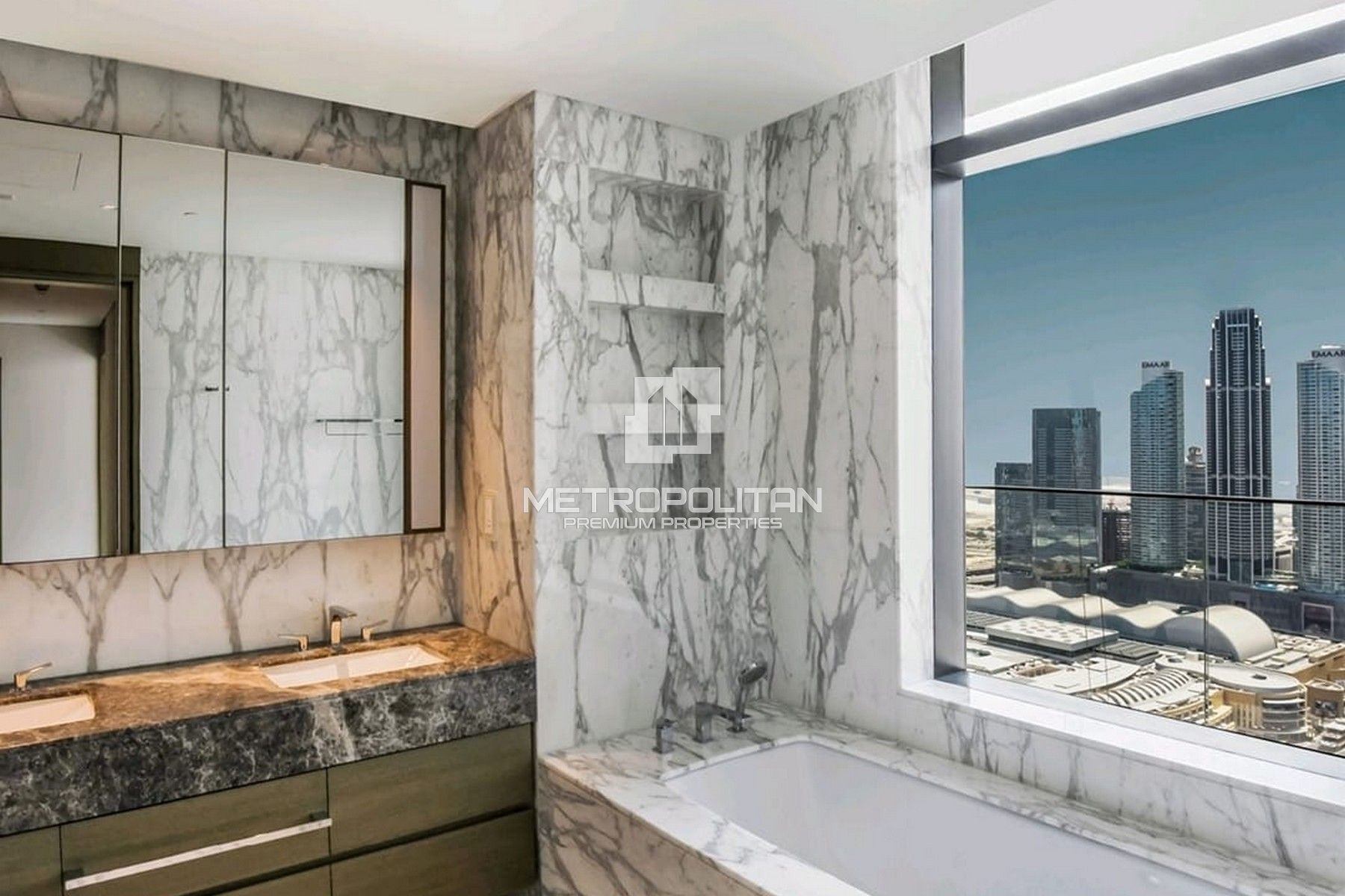 4-комнатная квартира на продажу в Downtown Dubai – MS-26198 photo-6