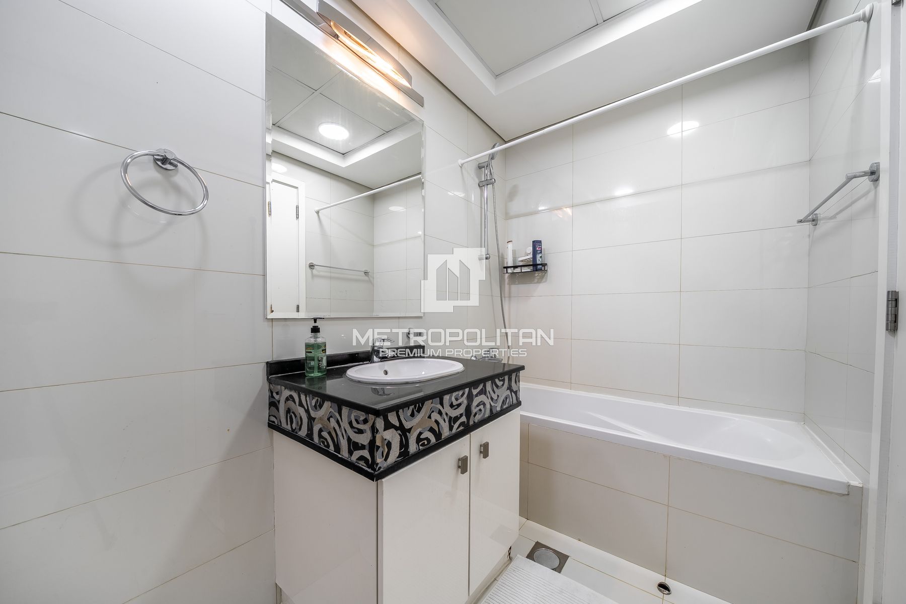 .5BR Apartment for Sale in Business Bay – MS-26379