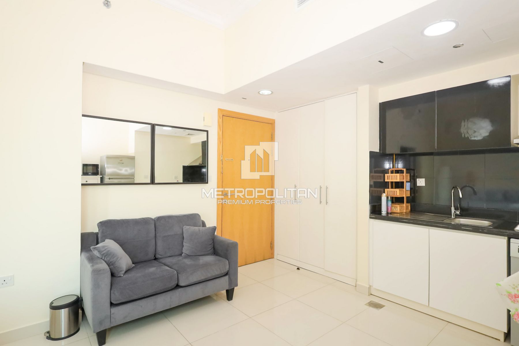 Studio Apartment for Sale in Business Bay – MS-26379 photo-1