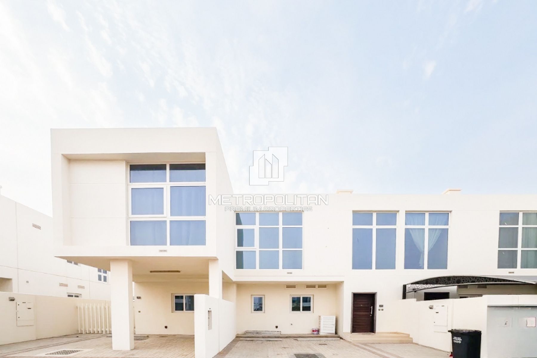 Single Row I Rented I Desert View | Prime Location photo-0