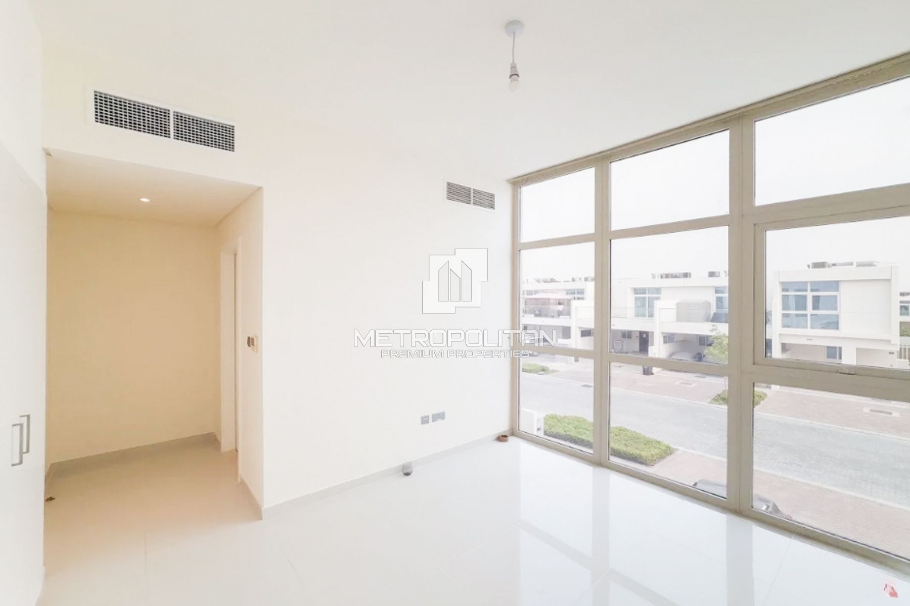 Single Row I Rented I Desert View | Prime Location photo-9