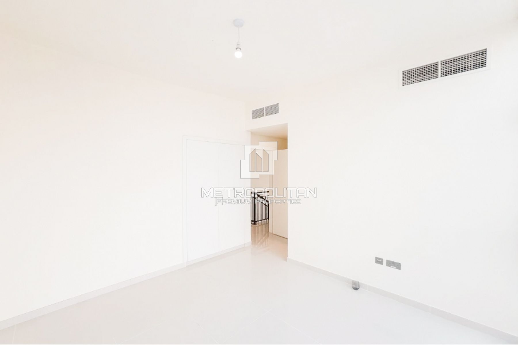 Single Row I Rented I Desert View | Prime Location photo-13