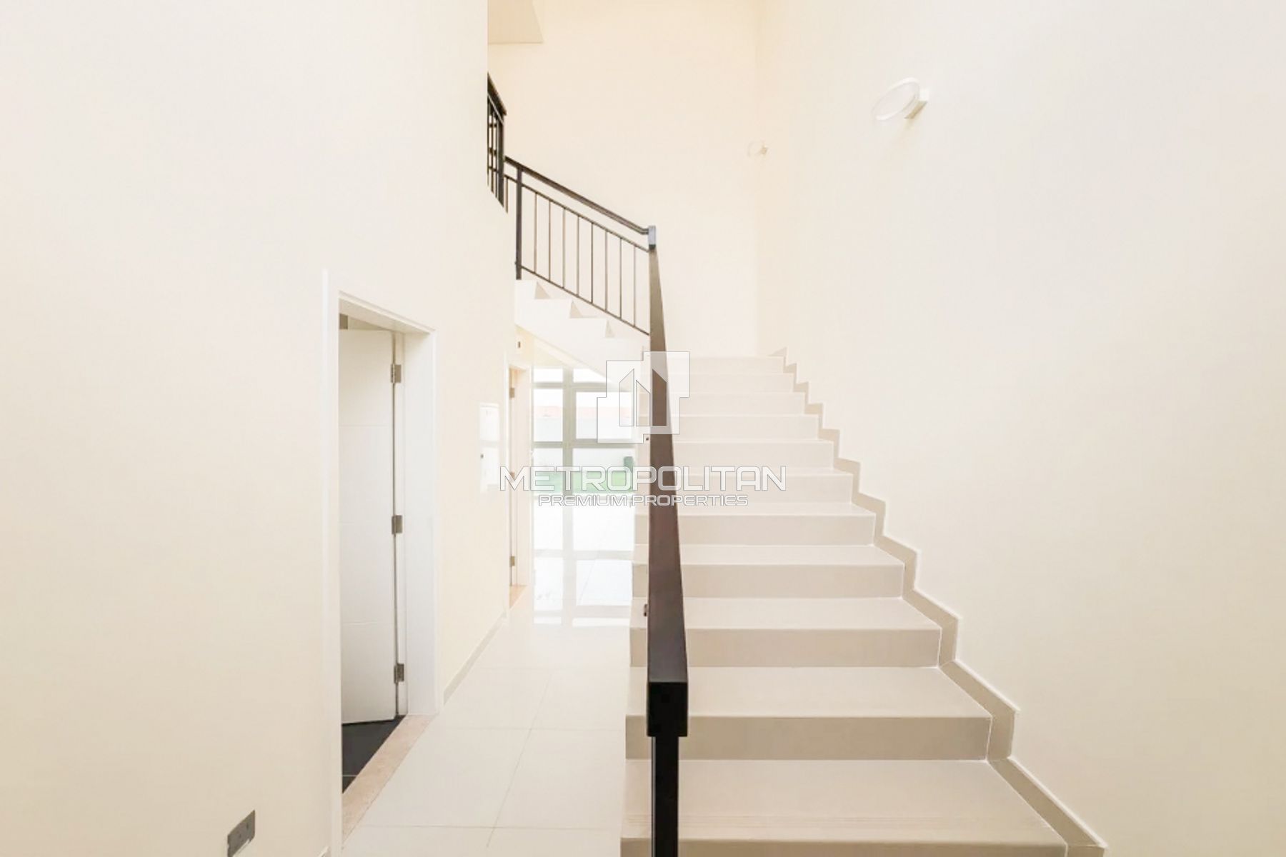 Single Row I Rented I Desert View | Prime Location photo-6