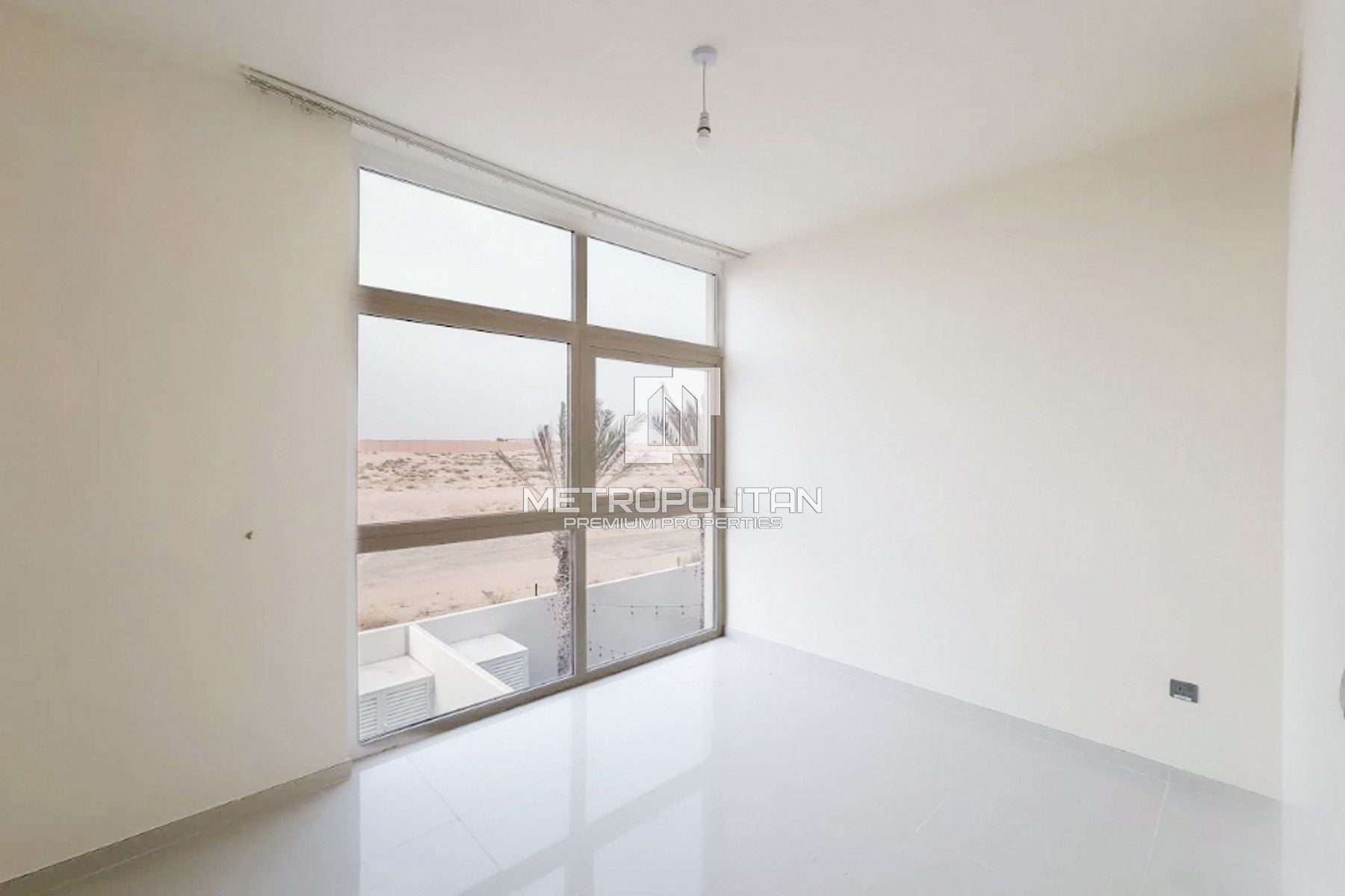 Single Row I Rented I Desert View | Prime Location photo-7