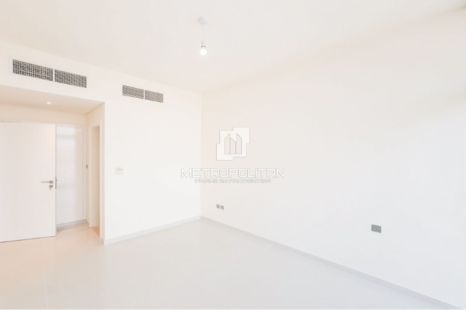 Single Row I Rented I Desert View | Prime Location photo-8