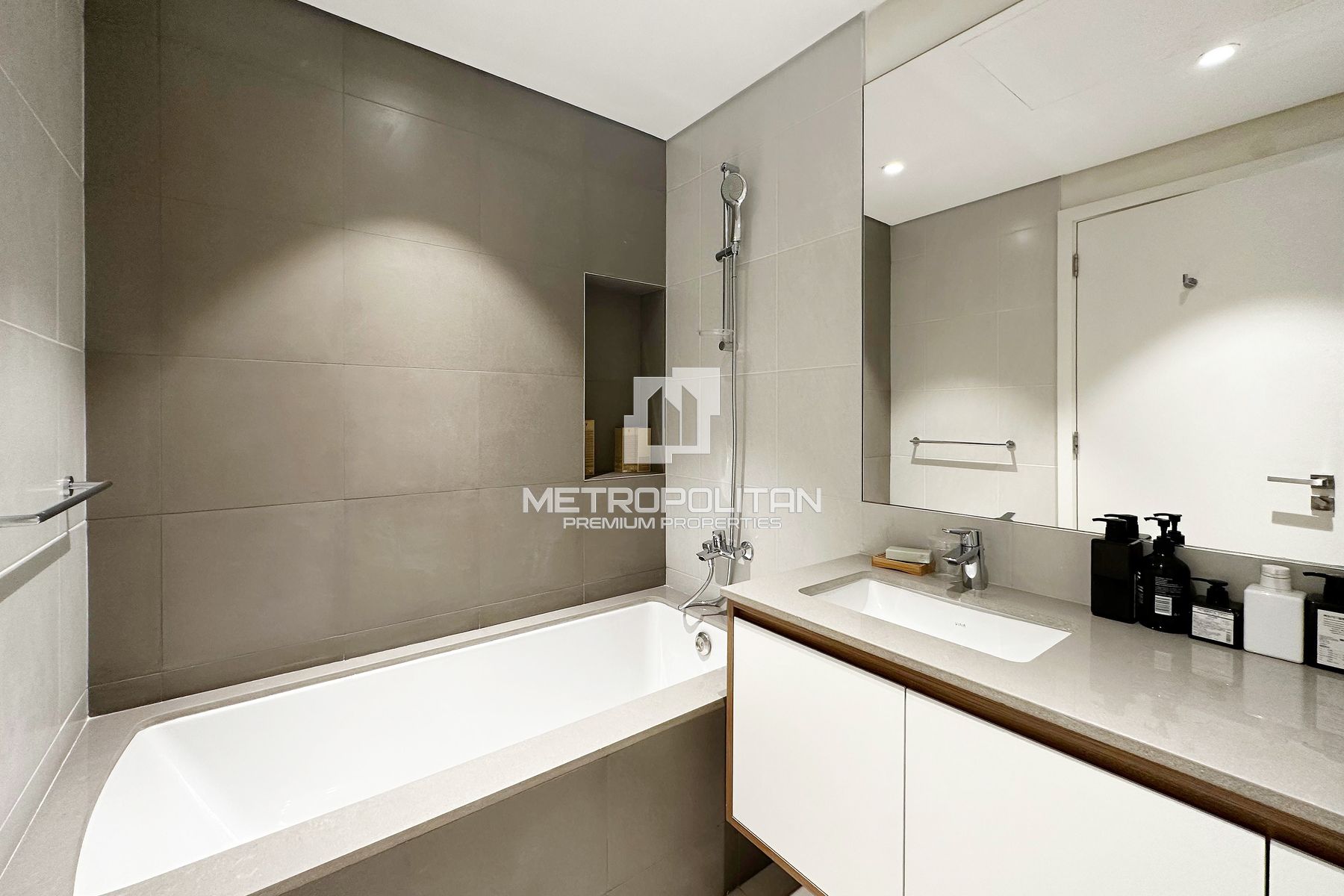 2BR Apartment for Sale in Dubai South (Dubai World Central) – MS-26971