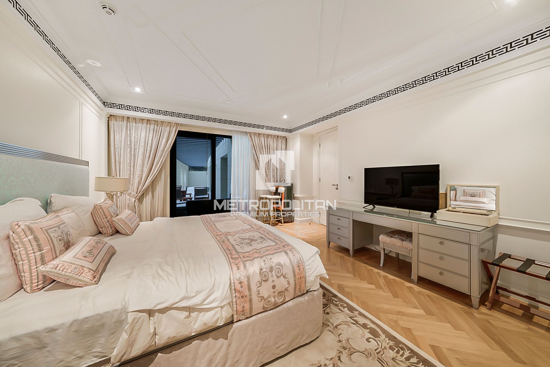 Image - Palazzo Versace, Culture Village, Dubai | Project - شقة