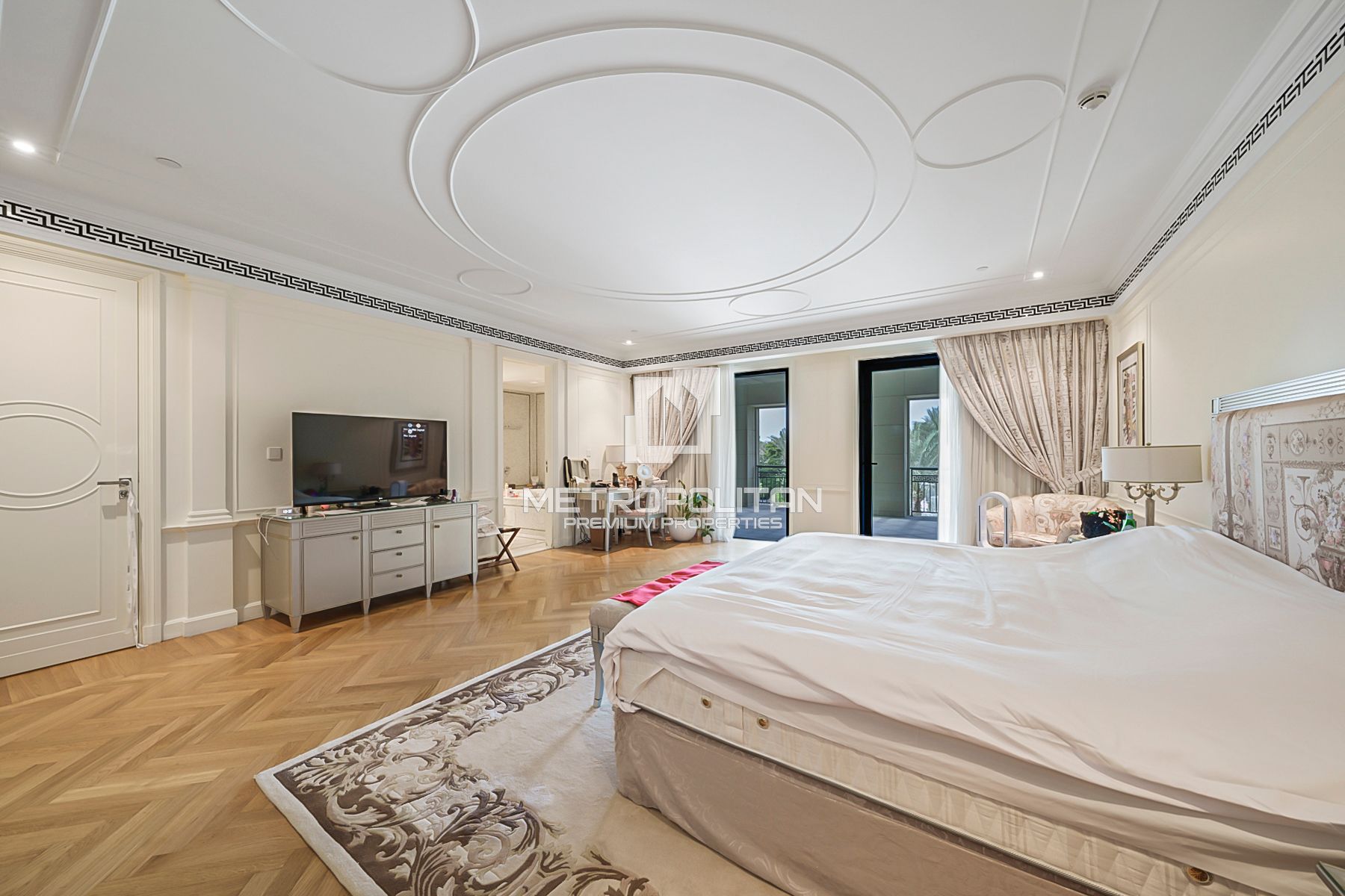 Image - Palazzo Versace, Culture Village, Dubai | Project - شقة