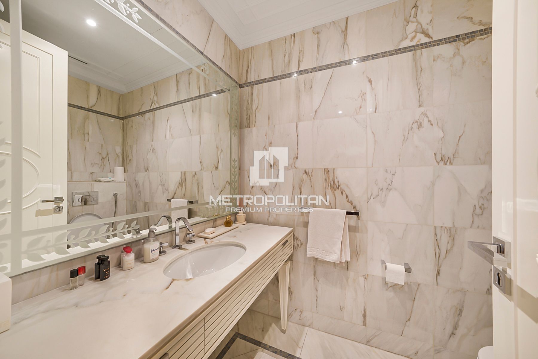 Image - Palazzo Versace, Culture Village, Dubai | Project - شقة