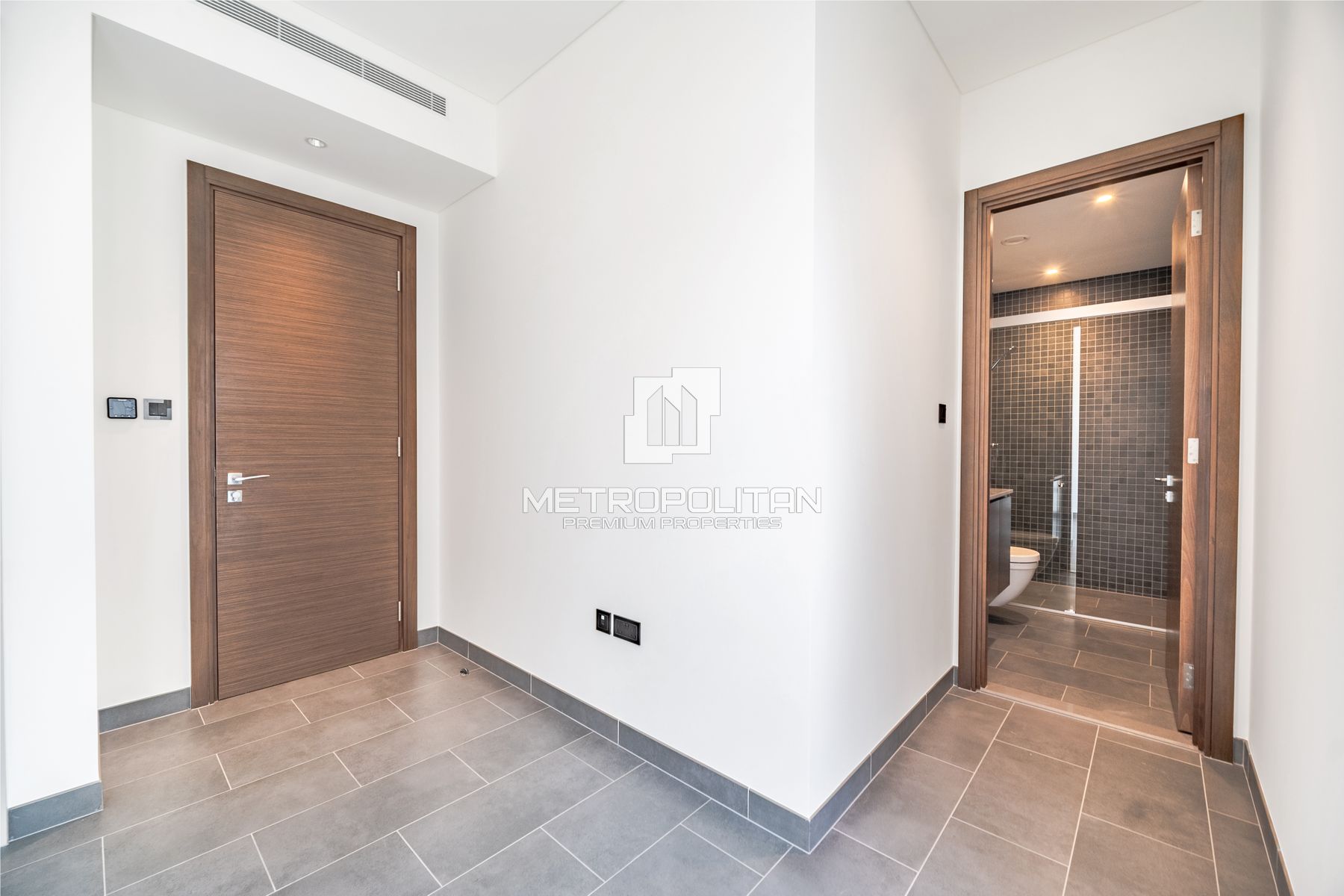 Image - The Crest, Mohammed Bin Rashid City, Dubai | Project - شقة
