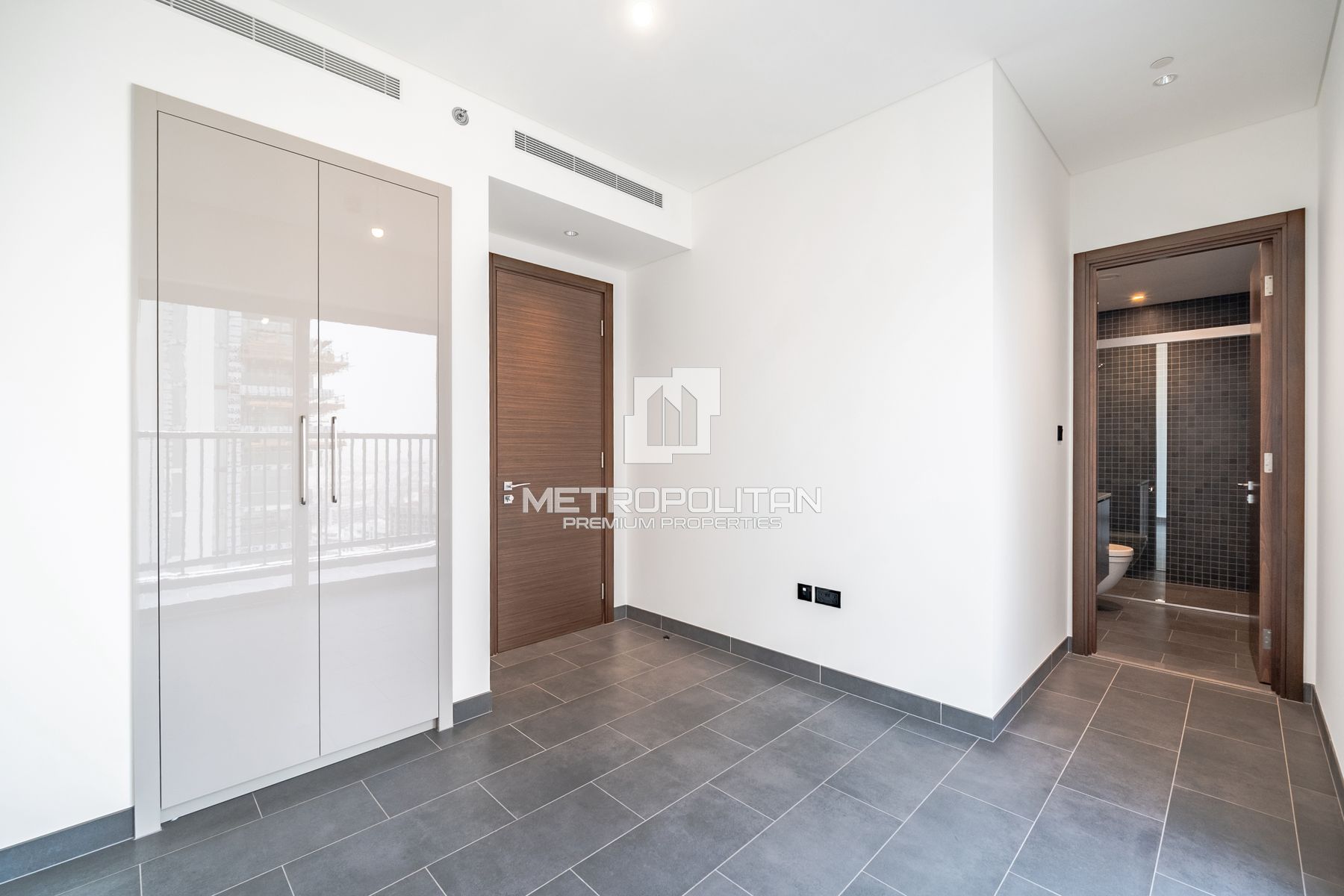 Image - The Crest, Mohammed Bin Rashid City, Dubai | Project - شقة