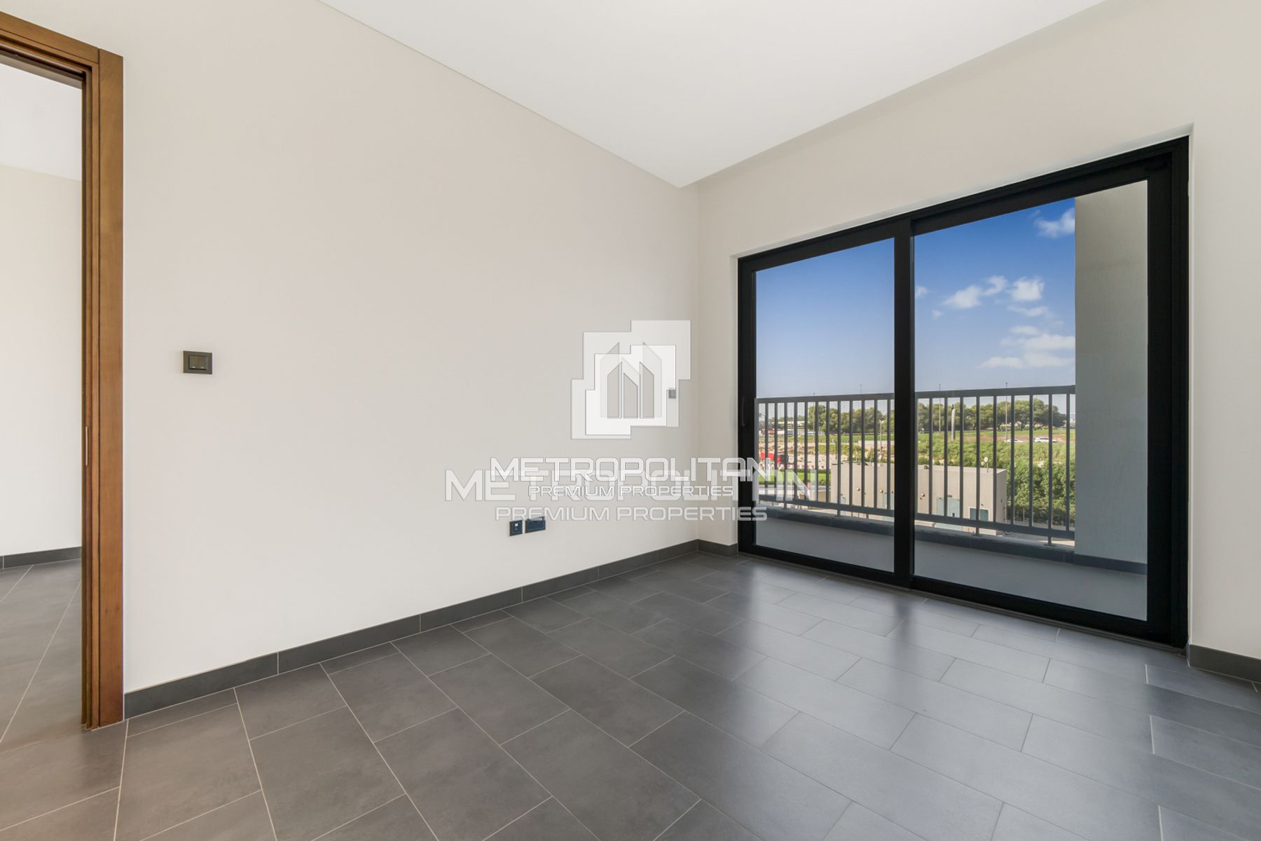 Image - The Crest, Mohammed Bin Rashid City, 迪拜 | Project - 公寓