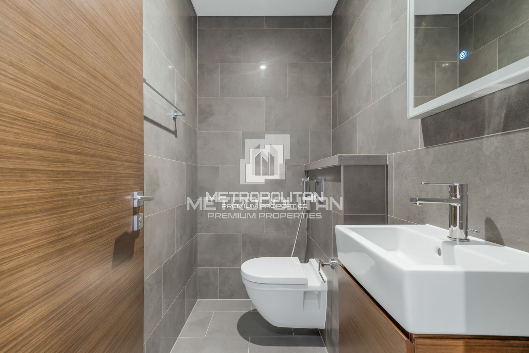 Image - The Crest, Mohammed Bin Rashid City, 迪拜 | Project - 公寓