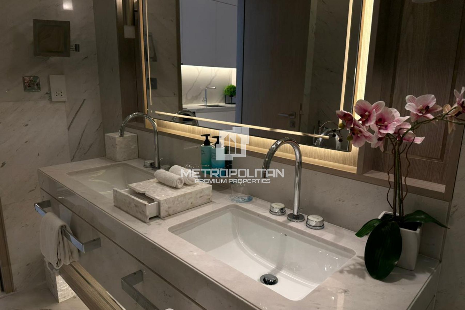 Image - Five Luxe, Jumeirah Beach Residence, Dubai | Project - Appartement