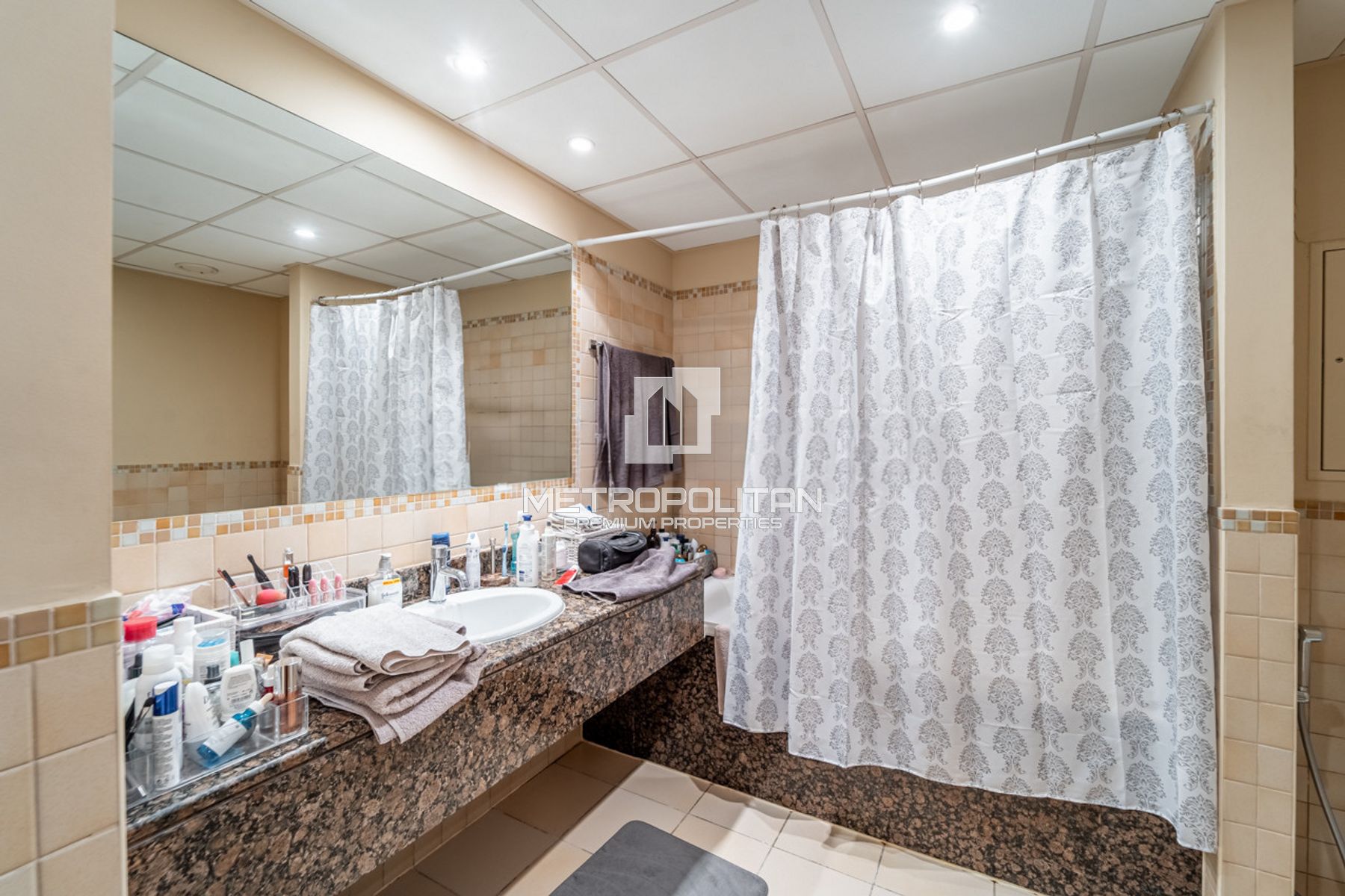 4-комнатная квартира на продажу в Jumeirah Beach Residence – MS-27420 photo-21