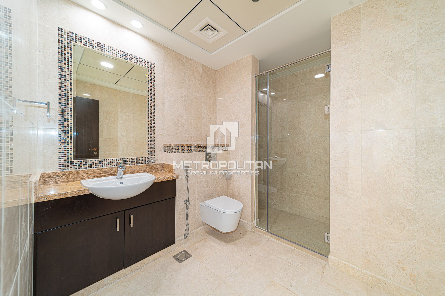 Duplex Penthouse |Private Pool | Dual View| Vacant