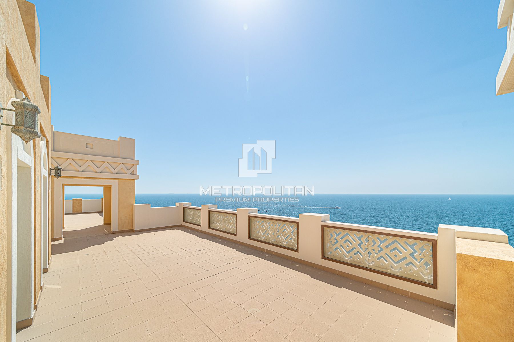 Duplex Penthouse |Private Pool | Dual View| Vacant