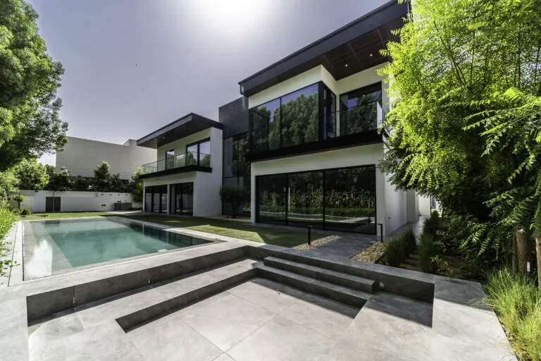 Презентация роскошной готовой виллы в Al Barari