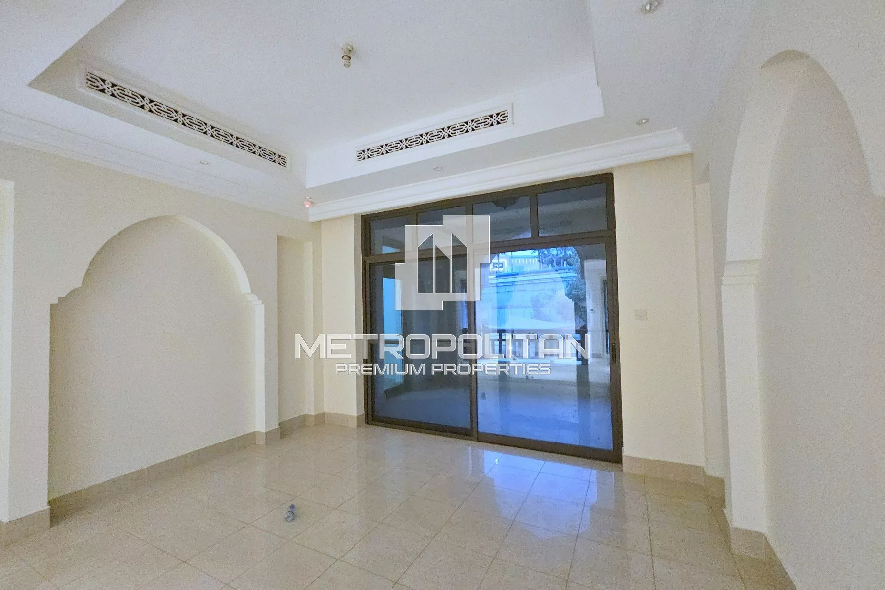 2BR Apartment for Rent in Downtown Dubai – MR-4657