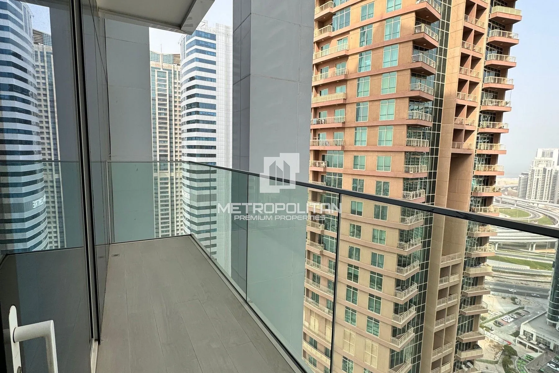 Jumeirah Lake Towers 1卧室公寓出售 – MS-18814